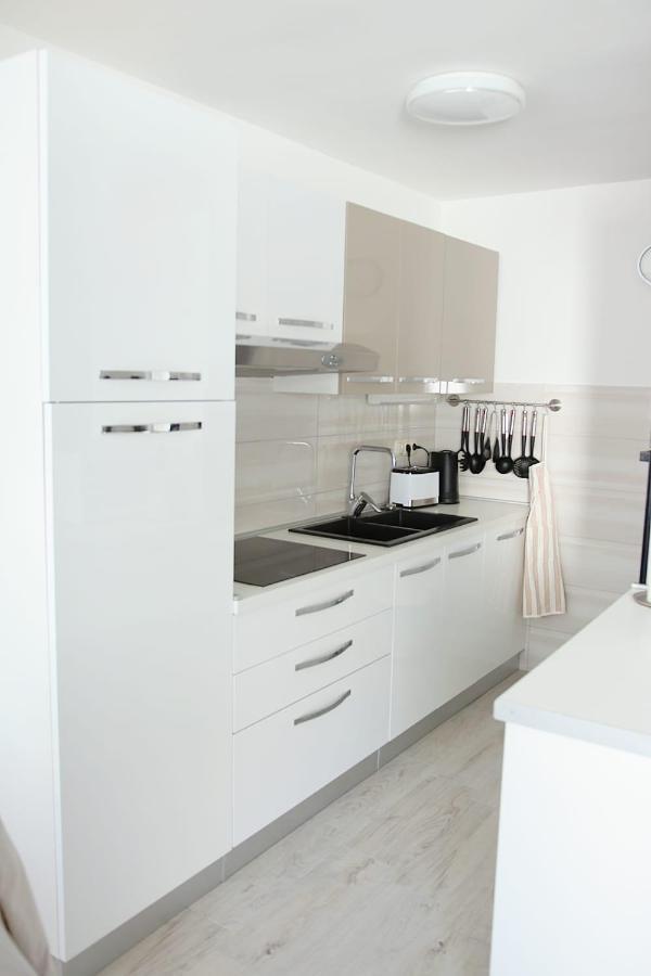 Apartment Glavaric Omis Exterior photo