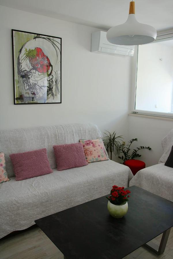 Apartment Glavaric Omis Exterior photo